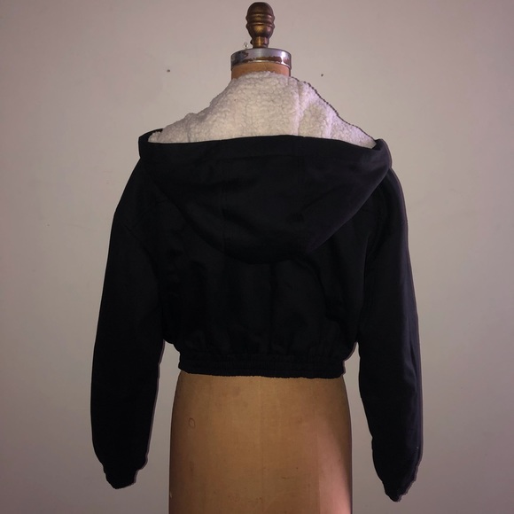 [Gstudio] Black Teddy Fleece Sherpa Crop Bomber Jacket& Coat. - Picture 8 of 9